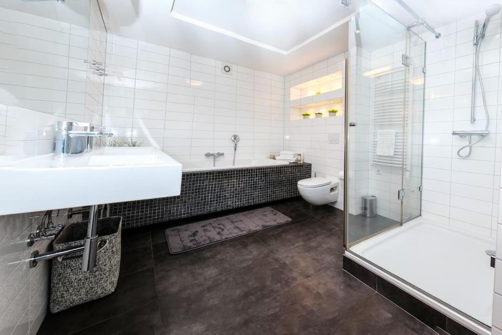 #Stayhere - Spacious Luxury Town Hall 3Bdr Apartment VNO Exterior foto
