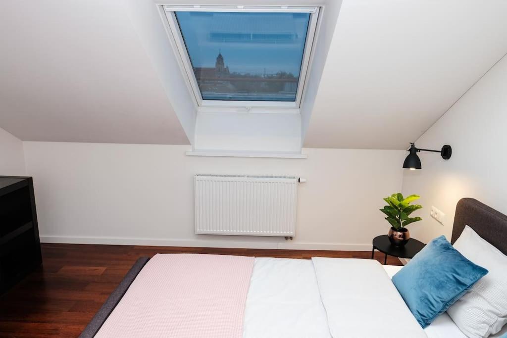 #Stayhere - Spacious Luxury Town Hall 3Bdr Apartment VNO Exterior foto