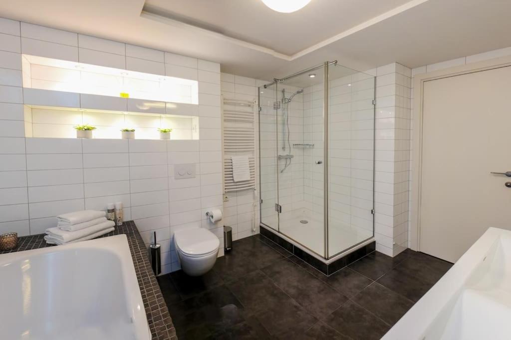 #Stayhere - Spacious Luxury Town Hall 3Bdr Apartment VNO Exterior foto