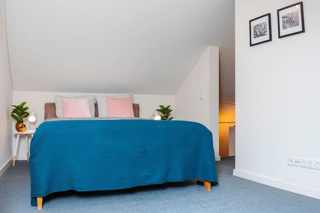 #Stayhere - Spacious Luxury Town Hall 3Bdr Apartment VNO Exterior foto